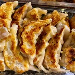 中華料理 新三陽 - 餃子