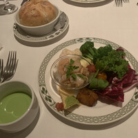 ロウリーズ・ザ・プライムリブ 恵比寿ガーデンプレイス店 - 