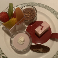 ロウリーズ・ザ・プライムリブ 恵比寿ガーデンプレイス店 - 