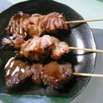 できたて弁当　だいます - 焼鳥（１本５０円） 下から「豚タン」「豚なんこつ」「シロ」全部ブタでした(2012.6.8)