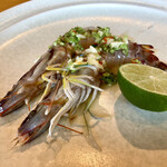 Spice&Dining KALA - 【クンチェーナンプラー様】活き車海老のナンプラーかけって感じかな？