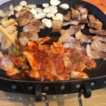 韓国料理 明洞 - 