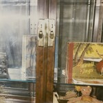 Hyatt Regency Waikiki Beach Resort and Spa - 