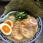 Menya Bushidou - 「特製！濃厚とんこつラーメン」(920円)