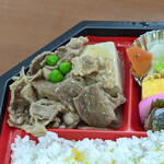 Hoteru Keesupi - ホテルKSP　肉豆腐弁当　600円