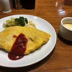 アメリカングリル - ランチ：880円也