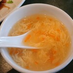 百香亭 - 台湾五香排骨飯について来たスープ