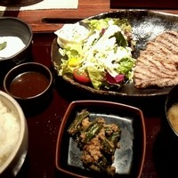 神戸牛炭火焼肉 いく田 代々木 - ステーキ定食（980円）