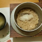 鯛や - コース ⑦ 鯛めし  美味しいお米と水加減(*´꒳`ﾉﾉﾞﾊﾟﾁﾊﾟﾁ