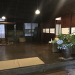 欅苑 - 土間を上がった囲炉裏部屋