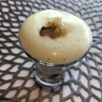 Restaurant SORA - 車海老とじゃがいものエスプーマ。上に乗っているのはいぶりがっこでジャガイモのソースの下には根菜類が入っています。