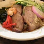 自慢亭 - 刻みでないチャーシューが好き。