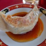 手打ラーメン 珍来 - ギョーザアップ