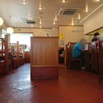 手打ラーメン 珍来 - 内観