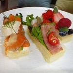 ホテルブレストンコート ザ・ラウンジ - 二段目　サンドウィッチ