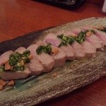 魚金 - 2012.5 まぐろのレアステーキ（748円）