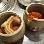 炭火七輪 もりもりモンゴリアン - 厚切り壺漬け豚カルビ と 丸ごと一枚激辛レッドホットチキン。　　　　　2020.07.17