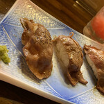 遊酒食堂 宇都宮 - 牛肉の炙り寿司