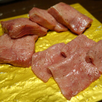 炭火焼肉 ふちおか - タン2種