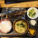 越後屋喜八郎 - サバの文化干し定食、小松菜追加