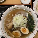 Ramen Dokoro Jinambou - ネギの下には角煮がたくさん