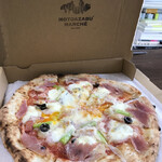 元麻布マルシェ - 《テイクアウト》前回の口コミ以降なのか、紙の容器に入ってました！