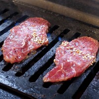 焼肉家げんちゃん - コメカミ
