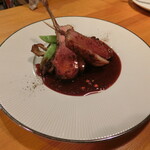 ワインビストロ カタバミ - 子羊のロースト　1,800円