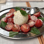 ピッツェリア・アッソ・ダ・ヤマグチ - 三つ編みのトレッチャが無くブラッターチーズに変更