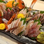 軍ちゃん - 刺身盛り合わせ