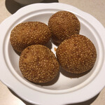 中国大明火鍋城 - 揚げゴマ団子