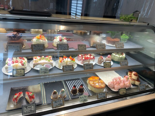 パティスリー ヌーヴォー Patisserie Nouveau 宮野 ケーキ 食べログ