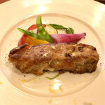 ラガッツァ - トロトロに柔らかい白金豚バラ肉のロースト