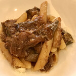 ラガッツァ - 【ペンネ】牛ほほ肉と揚げ茄子のラグーソース