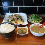 てっぺい食堂 - 料理写真:肉豆腐あんかけ定食