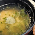 Tororoya - 味噌汁（２種の薬味小鉢付とろろめしランチ）