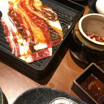 国産牛焼肉食べ放題 肉匠坂井 - 