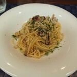 イタリアン食堂 Coraggio - しらすときのことねぎのパスタ