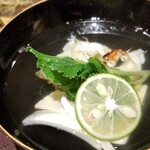 馳走 啐啄一十  - (06)炭火焼き伊勢海老(宮崎県産)&早松(愛媛県産)、利尻昆布&鮪節のお椀