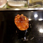 金寿司 - いくら青唐辛子のせ