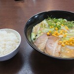 珍豚香 - 野菜豚骨ラーメン800円ライス160円