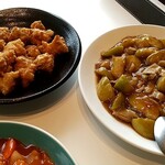 Hyakurakuwakayamashinowazu - 鶏肉の唐揚げ、茄子と豚肉干し海老の煮込み