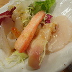 うに むらかみ - カニとホッキ貝もあるでよ〜