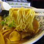 らーめん山桜桃 - 麺はこんな感じ