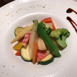 丿貫 - 丿貫(十数種類の彩り野菜の温サラダ)