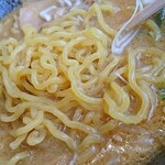 Ramemmenta - 麺のアップ