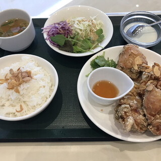 レストランみんぱく(国立民族学博物館)_0