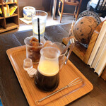 Cafe赤居文庫 - 