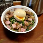 頑固麺 - 伏見ラーメンラリー達成丼