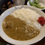 LUCY - チキンカレー小盛り